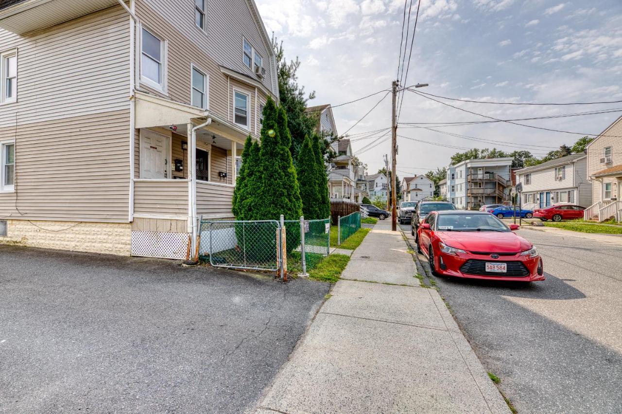 Humble Home With Free Breakfast Offered If Requested! Chicopee Bagian luar foto
